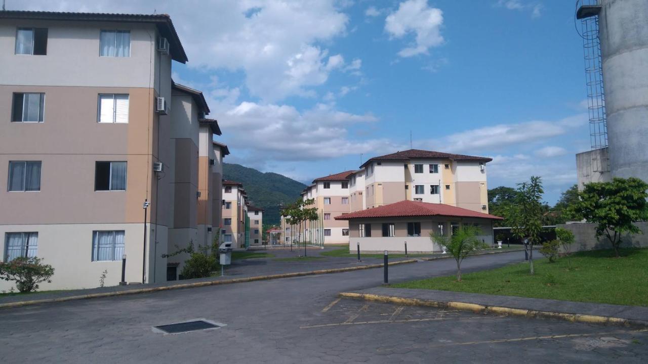 Inteiro 2 Quartos Mobiliado *